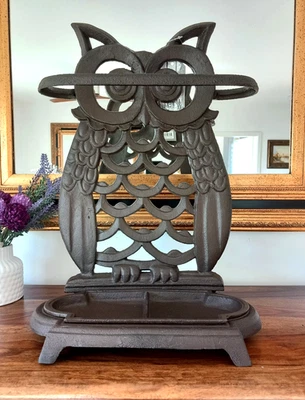 Umbrella Stand Owl Cast Iron Umbrella Stand Antique Style Iron Stick Stand  - Image 1 of 4