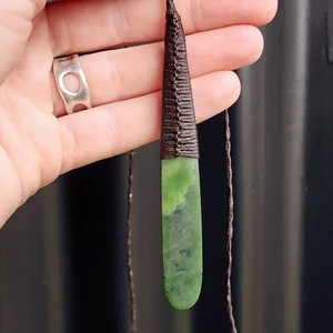 NZ Greenstone Pounamu Patu Pendant Necklace (N184) - Picture 1 of 5