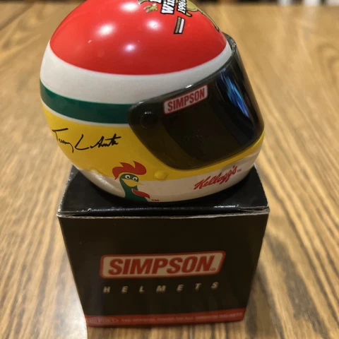 Simpson Mini Helmet Signature Edition - Terry Labonte Cover