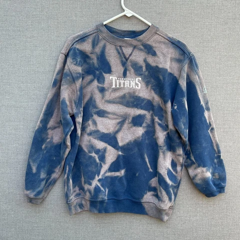 Tennessee Titans Men's Sweatshirt Medium Blue Crewneck Sweater NFL Tie Dye Cover