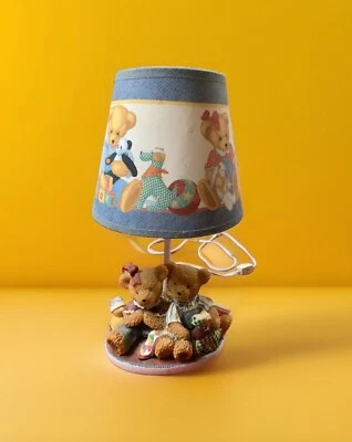 Abajur infantil vintage ursinhos de pelúcia casal com brinquedos e abajur combinando 2002 - Imagem 1 de 4