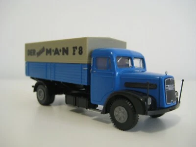 Brekina H0 7200 - Camión MAN F8 con logo en remolque - Imagen 1 de 4