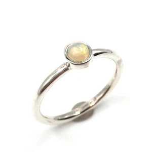 Minimalist 925 Sterling Silber Ring Opal Edelopal Charm Schmuck 17.5mm / 55 - Picture 1 of 15