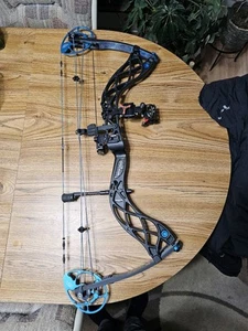 Bowtech Eva Shockey SS, Gen1 - Picture 1 of 6