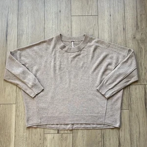 Free People 100% Cashmere Beige Brown Crew Neck Sweater Women’s XL - Picture 1 of 8