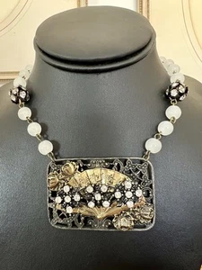 VTG Filigree Japanese Fan Flowers Frost Glass Beads Metal Rhinestone Necklace - Picture 1 of 5