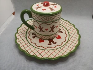 Gingerbread Cookie Plate and Mug with a lid - Picture 1 of 5