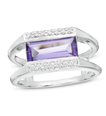 Anillo de barra de borde de circonita cúbica blanca y lolita forma rectangular larga púrpura transparente 6,69 quilates Foto 1 de 4