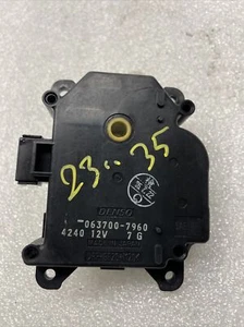 2004 - 2009 TOYOTA PRIUS HEATER A/C SERVO OEM 063700-7960 - Picture 1 of 12