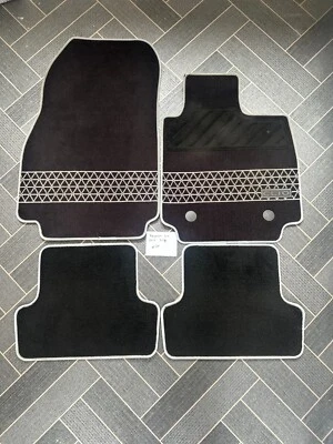 Alfombrillas de coche originales Renault Clio 2012-2018 #30 Foto 1 de 4