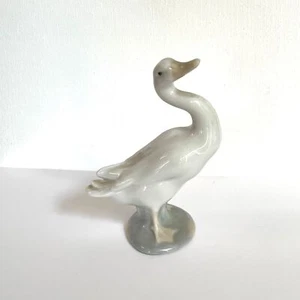 5" kleine weiße & pastellfarbene Porzellanstatue Lladro Schwan/weiße Ente Kopf hoch Spanien - Bild 1 von 3