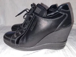 Auténticas Tenis con Cordones de Cuña PRADA Sport Milano con Logotipo de Cuero Negro Talla 38.5/US8.5 - Imagen 1 de 22