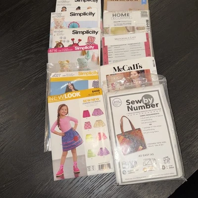 Simplicity Mc Calls Sew By Number Cloths Bags Stuff Animals Lot Of 12 Sew Intrut - Image 1 of 4