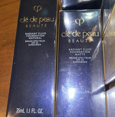 CLE DE PEAU RADIANT FLUID FOUNDATION in NATURAL or MATTE - full size - YOU PICK - Image 1 of 4