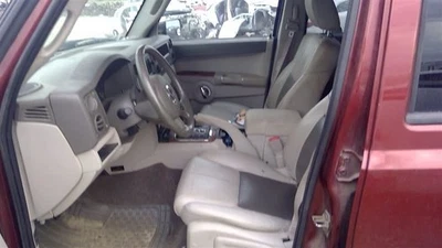 Guantera Commander 2006 1574095 Foto 1 de 4