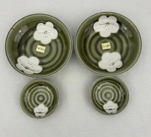 SET of 4 Japanese Soy Sauce Sushi Dipping Bowl Green Cream Flowers Made in Japan - Picture 1 of 17