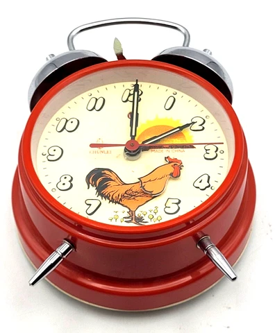 Vintage Red CHUNLEI Mechanical Alarm Clock with Animated Rooster 7" TESTED Cover
