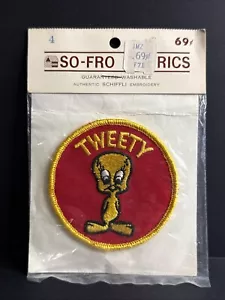 VINTAGE Tweety Bird PATCH 1980s Schiffli Cartoon New! - Picture 1 of 4