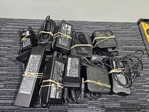 Lote de 10 x trabajo usados Toshiba TIP cargadores portátiles 19V mezcla amplificador caja 81 - Imagen 1 de 9