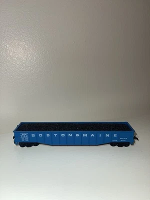 COX HO Scale Boston & Maine Gondola BM 71341 w/ Removable Load - Image 1 of 3