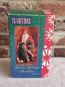 Traditions Porzellan Weihnachtsmann mit Baum Weihnachtsfigur mit Box - Bild 1 von 16
