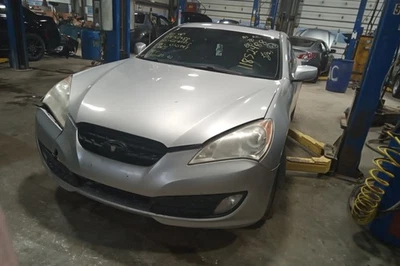 2010 Hyundai Genesis Automatic Transmission OEM 110K Miles - LKQ367817131 - Image 1 of 3