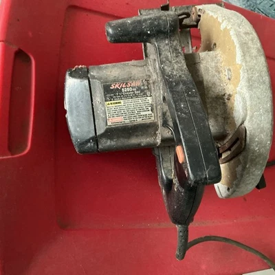 Sierra circular Sears Craftsman 2 3/4 Hp, 7 1/4" eléctrica con cable Foto 1 de 2