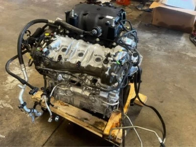 2018 2019 2020 2021 2022 GMC Acadia Cadillac XT5 3.6L Engine Motor OEM 21K Mile - Image 1 of 4