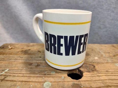Vintage Milwaukee Brewers Ceramic Coffee Mug Cup "Brewer Power" Pinstripe Cover