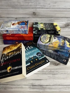 Book Bundle Paperbacks Various Authors x10 Mainly Fantasy Orbit Penguin Harper - Bild 1 von 3