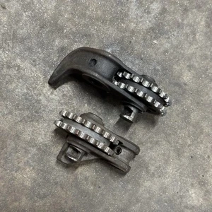 Porsche 911 Chain Tensioner Sprocket Support TIMING CHAIN IDLER PAIR Set L&R - Picture 1 of 3