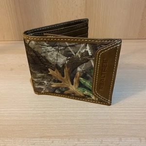 Realtree Camo Canvas and Genuine Brown Leather Bifold Wallet - Picture 1 of 4