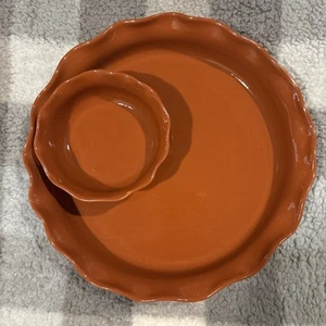CRATE & BARREL 11.5" Glazed Terra Cotta One-Piece Chip & Dip Ruffled Edges EUC - Picture 1 of 5
