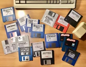 Vintage GAMES Macintosh Floppy Disks 400K 800K STRIP POKER, STAR WARS, TETRIS - Bild 1 von 149