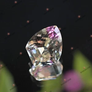 Zaffiro Pitambari Bicolore Impeccabile 20,85 Ct - Gemma Naturale Sciolta Certificata - Foto 1 di 4