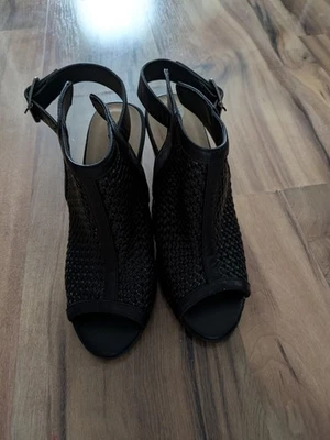 Women's Black Woven Pattern Platform Heels w/ Straps Size 7 - Image 1 of 4