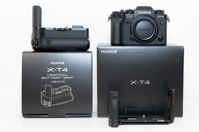 Fujifilm X-T4 26,1 MP Spiegellose Systemkamera + VG XT4 Akkugriff Zubehörpaket - Bild 1 von 4