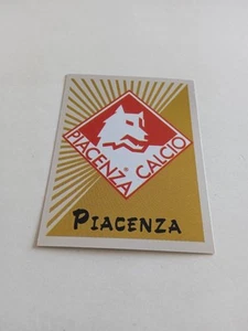 FIGURINA CALCIATORI PANINI 2002/03 SCUDETTO PIACENZA n 326 CON VELINA - Bild 1 von 2