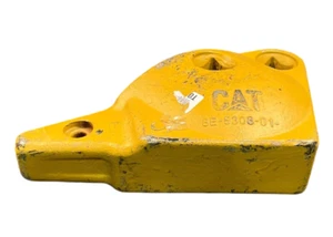 CAT OEM Genuine J300 Bolt-On Two Strap Adapter LH Corner 8E-5308 For Loader - Picture 1 of 7