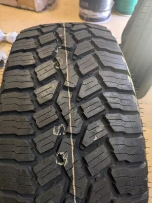 2 FALKEN RUBITEK A/T 01 P 265 60 18 114T SL TIRES 28074805 CQ2 Foto 1 de 4