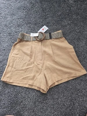 New Look size uk 10 shorts beige with belt 100% cotton - Image 1 of 4