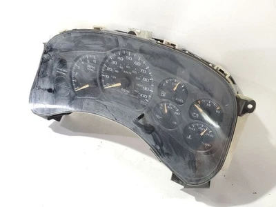 2001 2002 Chevrolet Tahoe OEM Speedometer 15055362 - Image 1 of 4