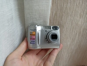 š„Nikon Coolpix E4600 Silver 4.0MP digital compact cameraš„WORKing FULL setš„ - Picture 1 of 7