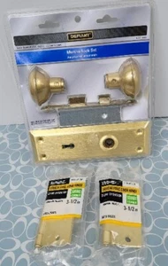 DEFIANT Interior Mortise Lock Set SATIN BRASS FINISH Knobs with Keys. Sealed - Picture 1 of 13
