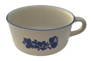 Pfaktzgraff Yorktowne Oversized Mug Handled Soup Dish ~4 3/4 Inch Diameter NOV25 - Picture 1 of 8