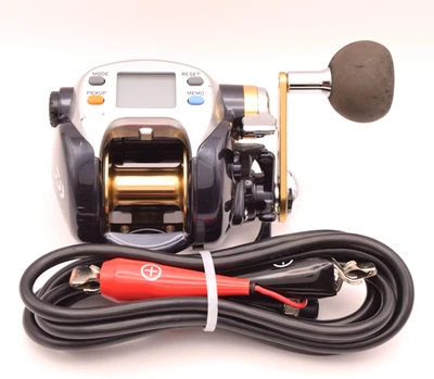 Daiwa Leobritz S500 Auto Jigging Electric Fishing Reel w/Power cord Excellent+++ - Image 1 of 4