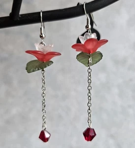 Handmade Red Columbine Flower Dangle Earrings. Western Flower Nature Jewelry - Picture 1 of 8