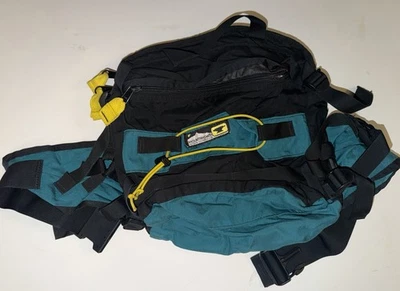 Mountainsmith Green Black Lumbar Back Waist Fanny Day Pack Bag Hiking - Image 1 of 4