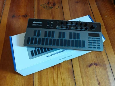 Donner Essential B1 Analoger Bass-Synthesizer wie 303 OVP - Bild 1 von 4