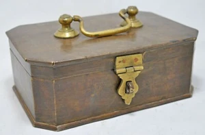 Antigua caja de latón betel Supari original antigua hecha a mano grabada - Imagen 1 de 10